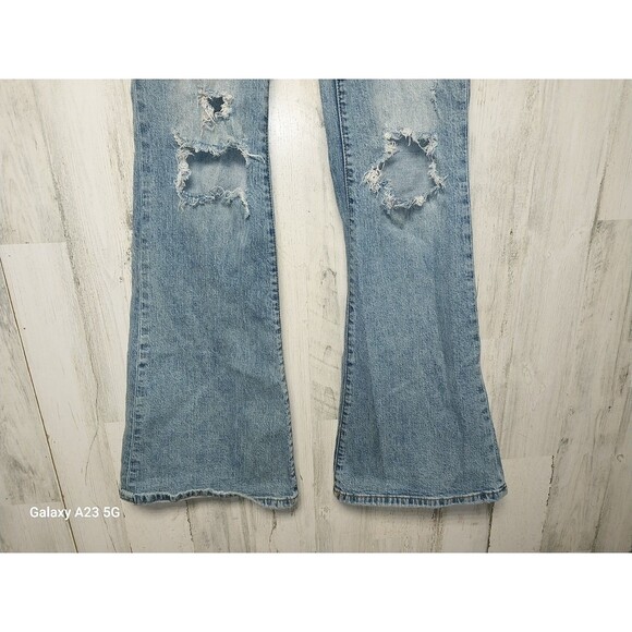 Willow + Root Women's Flared Out High Rise Jeans Light Wash Size 24x34 Distress - Picture 2 of 7